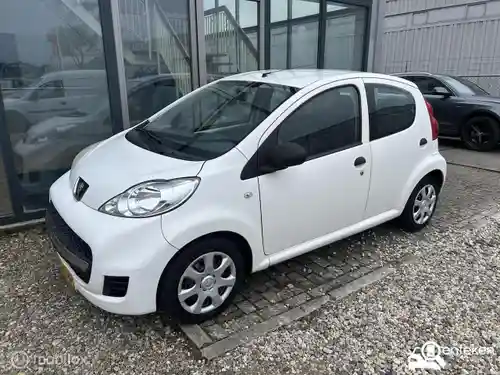 Peugeot 107 1.0 70 2012