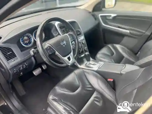 Volvo XC60 T5 2012