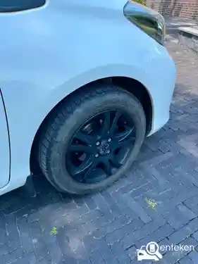 Toyota Yaris 1.0 2012