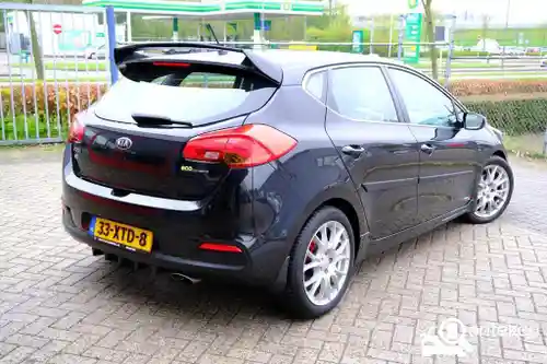 KIA cee´d 1.6 GDI 2012