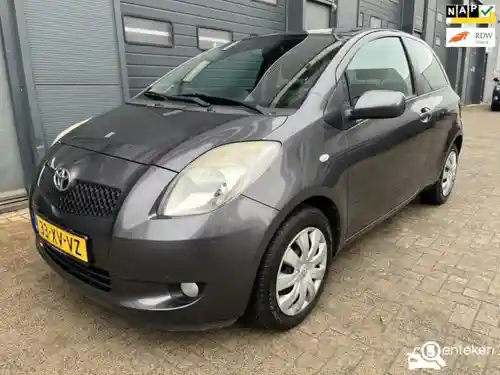Toyota Yaris 1.3 2007