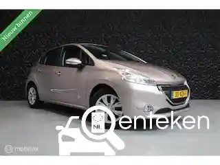 Peugeot 208 1.2 PureTech 82 2012