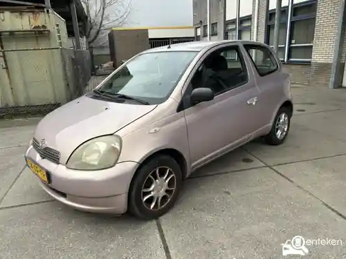 Toyota Yaris 1.0 2000