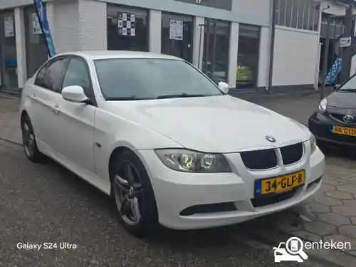 BMW 318i 2008