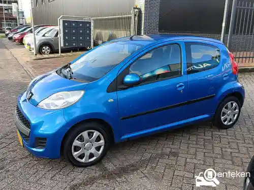 Peugeot 107 1.0 70 2010