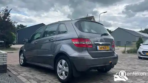 Mercedes-Benz B 180 2010
