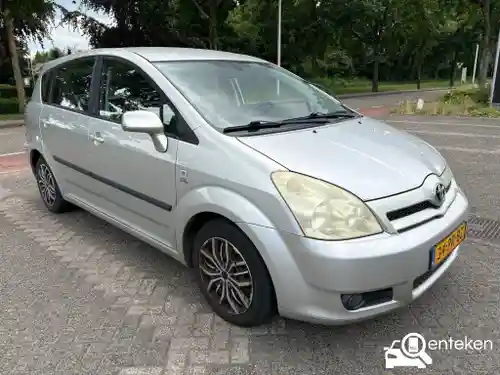 Toyota Corolla Verso 2.0 D-4D 2004