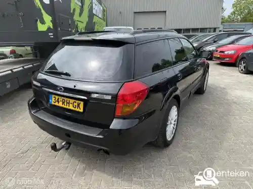Subaru Outback 3.0R 2005