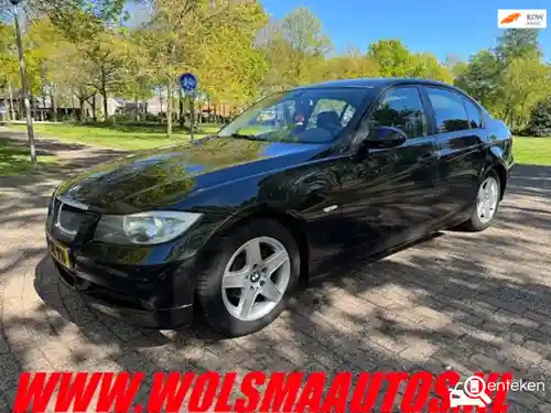 BMW 318i 2007