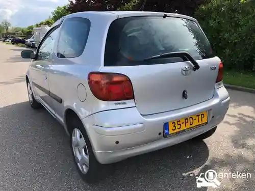 Toyota Yaris 1.3 2004