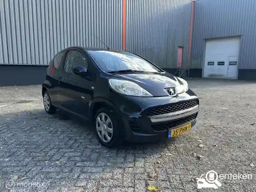 Peugeot 107 1.0 70 2011