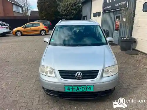 VW Touran 2.0 FSI 2004