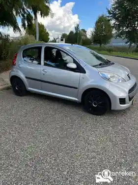 Peugeot 107 1.0 70 2011
