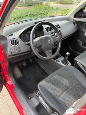 Suzuki Swift 1300 2005