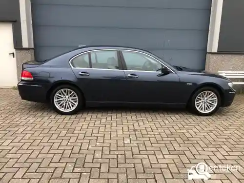 BMW 740i 2005