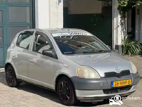 Toyota Yaris 1.0 2000