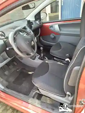 Peugeot 107 1.0 70 2010