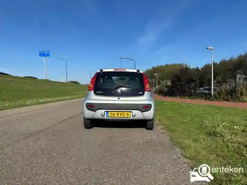 Peugeot 107 1.0 70 2010