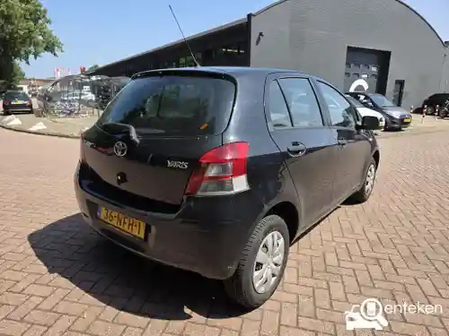 Toyota Yaris 1.0 2010