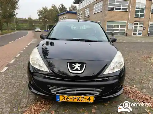 Peugeot 206 75 2011