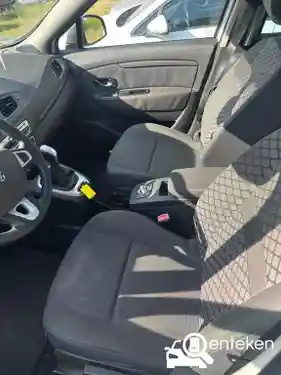 Renault Grand Scénic 2.0 16V 140 2011
