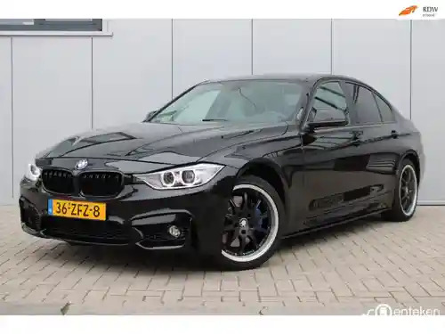 BMW 320i 2012