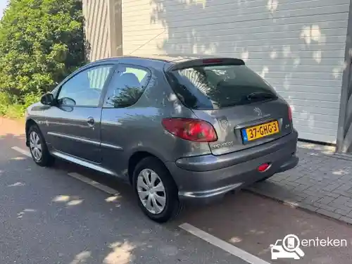 Peugeot 206 75 2008
