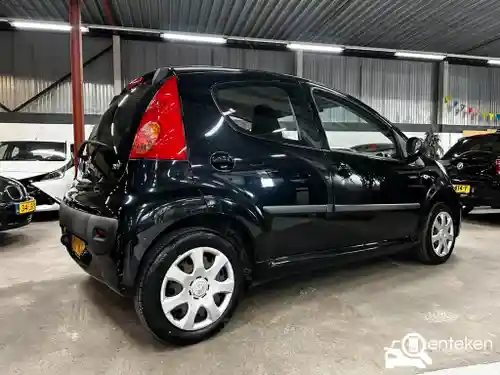 Peugeot 107 1.0 70 2009