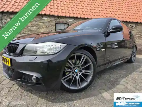 BMW 320i 2010