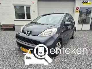 Peugeot 107 1.0 70 2010