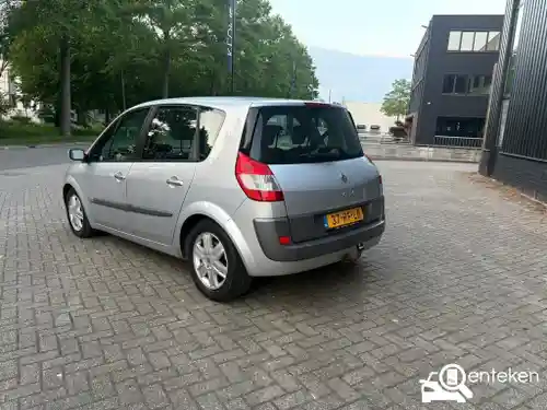 Renault Scénic 2.0 16V 2005