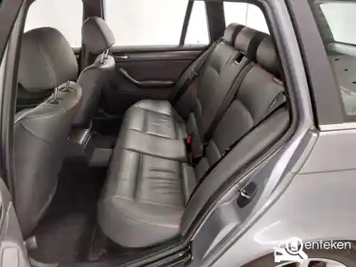 BMW 318i Touring 2005