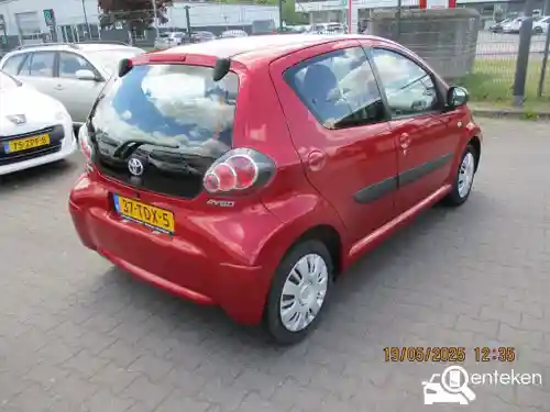 Toyota Aygo 1.0 2012