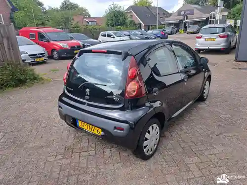 Peugeot 107 1.0 68 2012