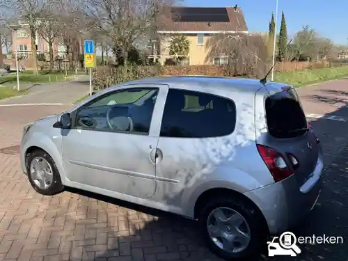 Renault Twingo 1.2 LEV 16V 75 Eco-Drive 2012