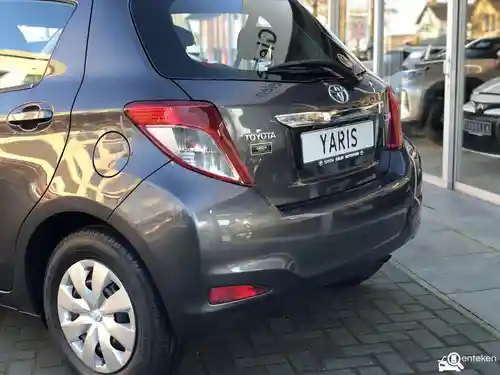 Toyota Yaris 1.0 2012