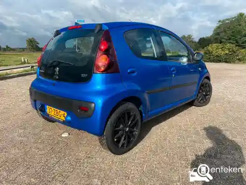 Peugeot 107 1.0 68 2012