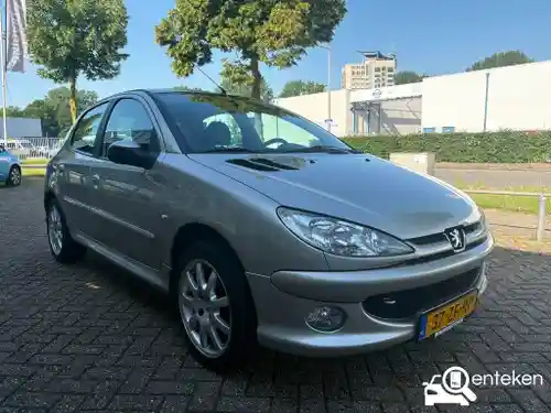 Peugeot 206 75 2008