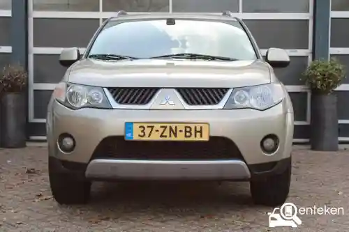 Mitsubishi Outlander 2.4 2008