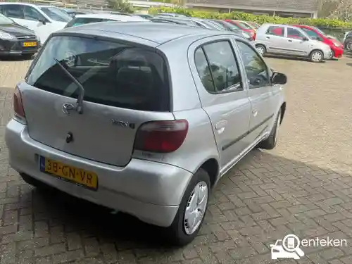 Toyota Yaris 1.3 2001
