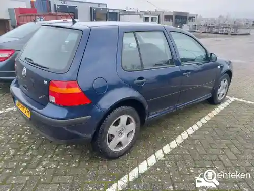 VW Golf 1.6 2002
