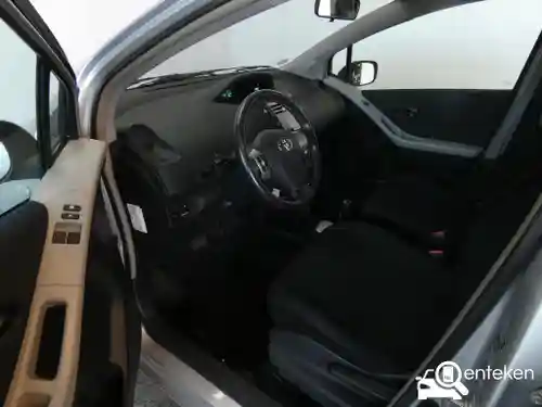 Toyota Yaris 1.3 2007