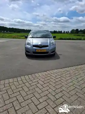 Toyota Yaris 1.0 2010