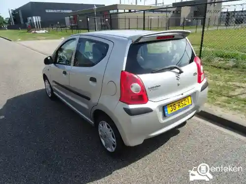 Suzuki Alto 1.0 2011