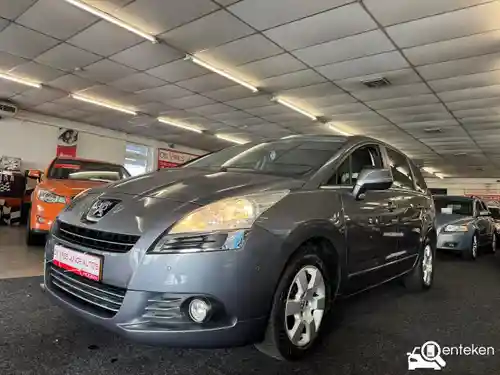 Peugeot 5008 120 VTi 2012