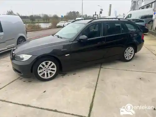 BMW 318i Touring 2006