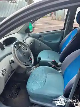 Toyota Yaris 1.3 2000