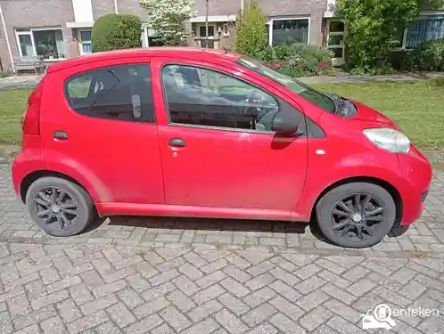 Peugeot 107 1.0 70 2010