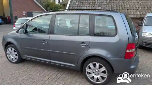 VW Touran 1.6 FSI 2004