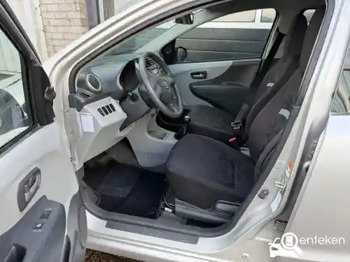 Suzuki Alto 1.0 2011